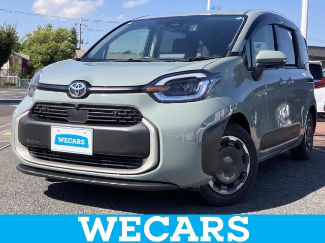 Toyota Sienta 1