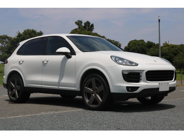 Porsche Cayenne 2
