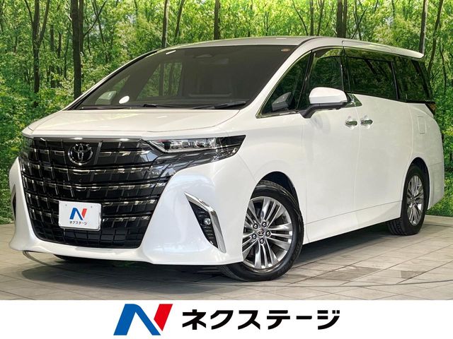 Toyota Alphard 1
