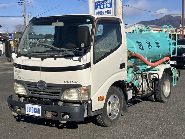 Hino Dutro 1