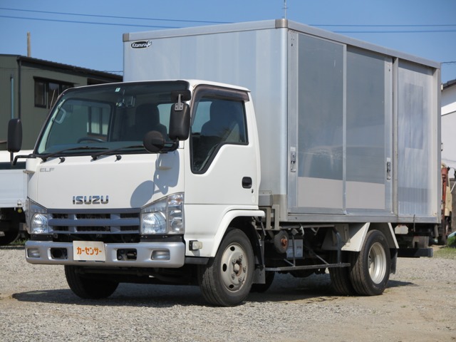 2012 Isuzu Elf