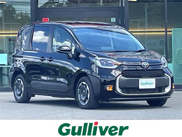 Toyota Sienta 1
