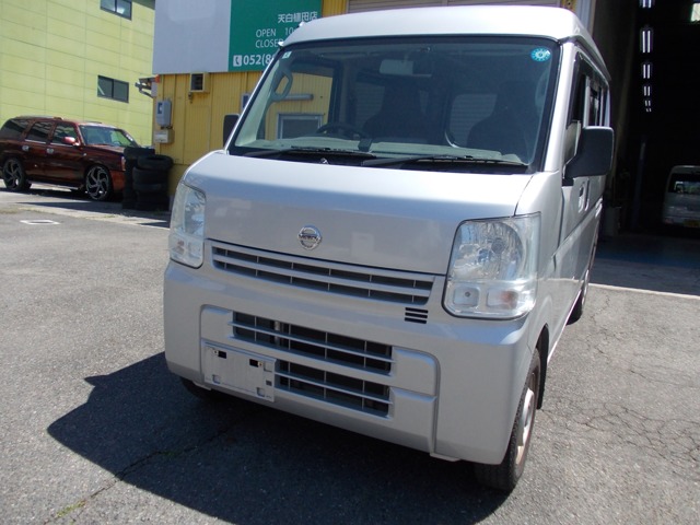 Nissan NV100 Clipper 1