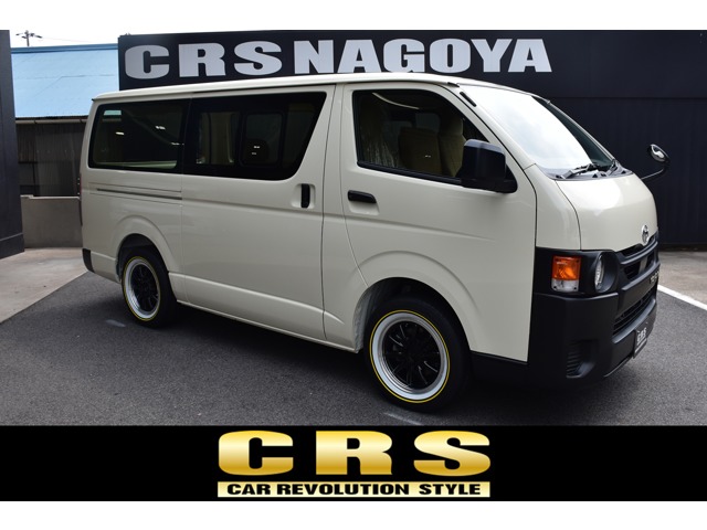 Toyota Hiace Van 1