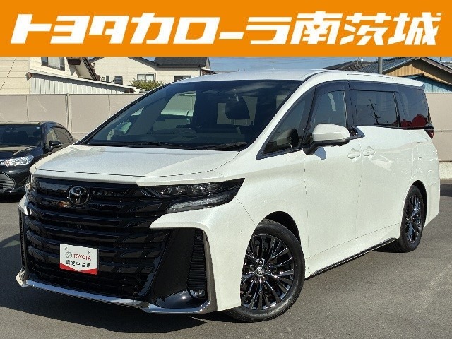 Toyota Vellfire 1