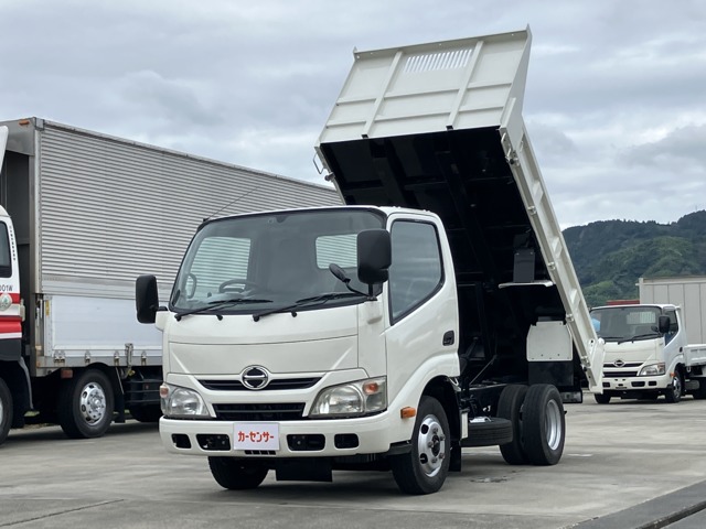 2011 Hino Dutro