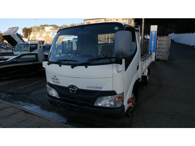 2013 Hino Dutro