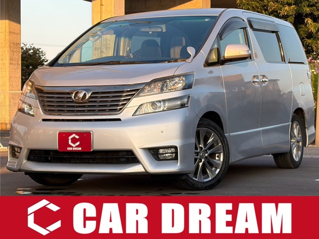 Toyota Vellfire 1