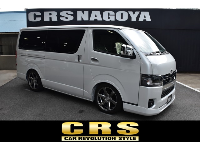Toyota Hiace Van 1