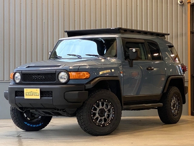 Toyota FJ Cruiser 1