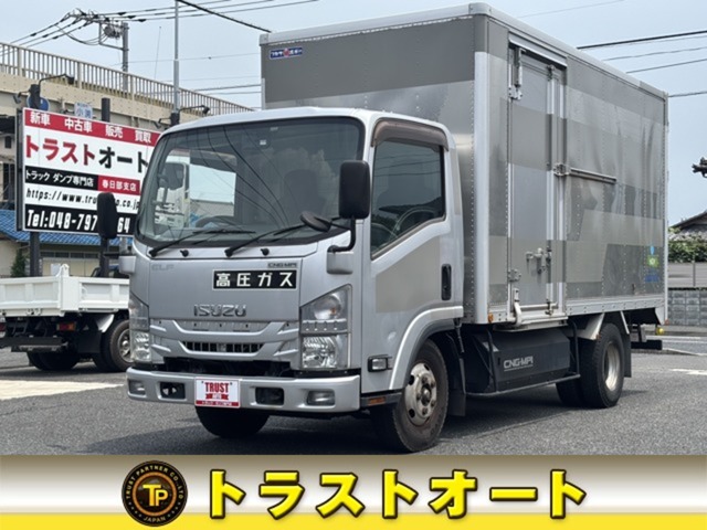 2015 Isuzu Elf