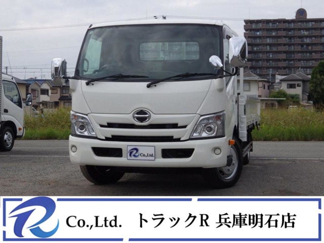Hino Dutro 1