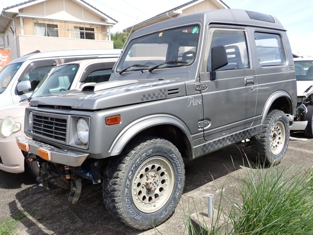 Suzuki Jimny 1