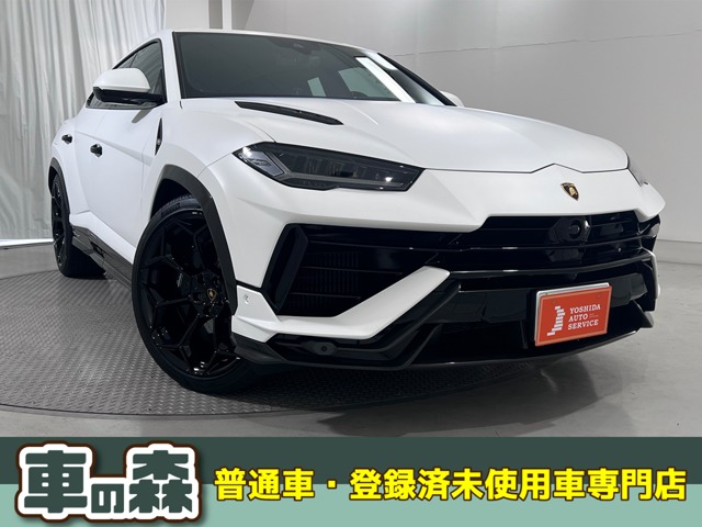 Lamborghini Urus Performante 4WD left-hand drive Bianco Phanes 23-inch alloy wheels black calipers panoramic roof Bang&Olufsen sound system head-up display ambient lighting electric seats Alcantara steering wheel