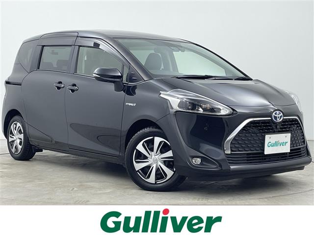 Toyota Sienta 1