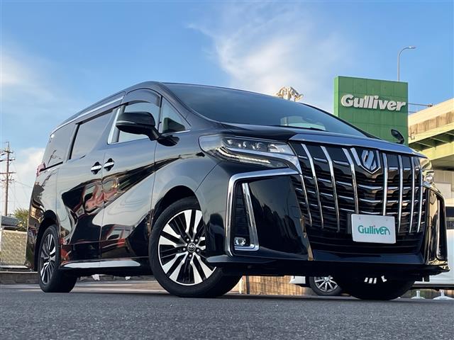 Toyota Alphard 1