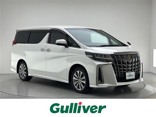 Toyota Alphard 1