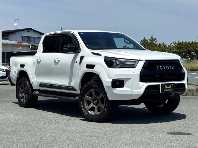 Toyota Hilux 1