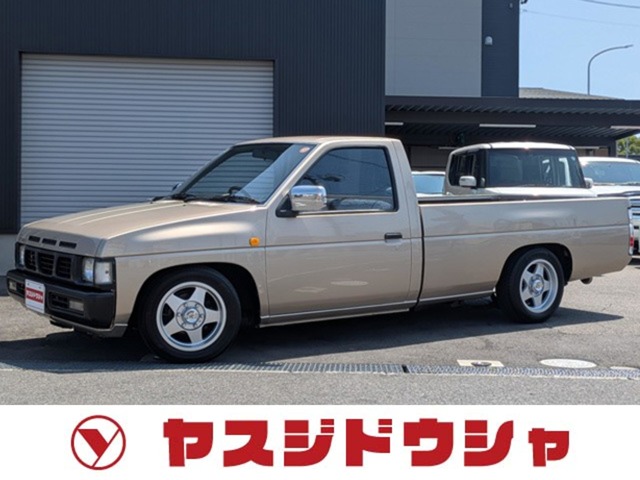 Nissan Datsun 1