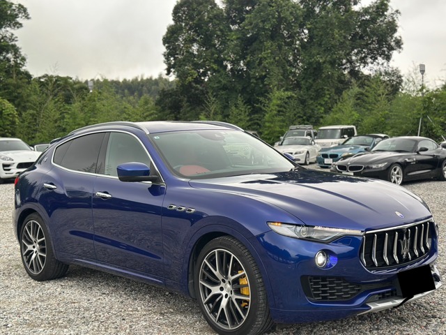 Maserati Levante 1