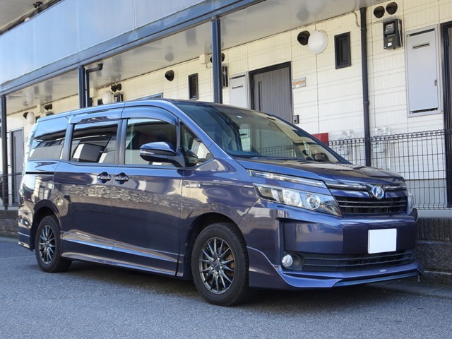 2014 Toyota Voxy