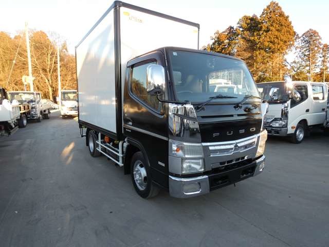 Mitsubishi Fuso Canter 2