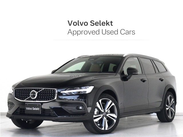 Volvo V60 Cross Country 1