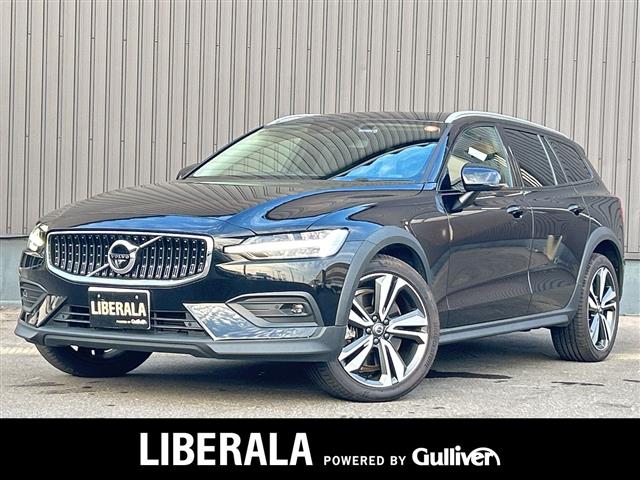 2021 Volvo V60 Cross Country