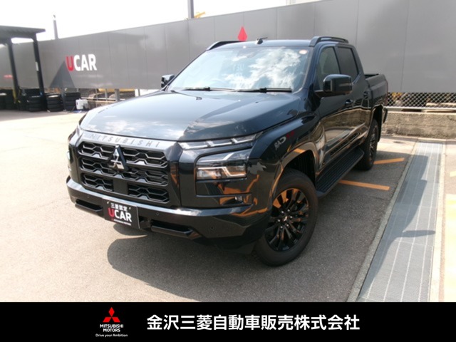 Mitsubishi Triton 2