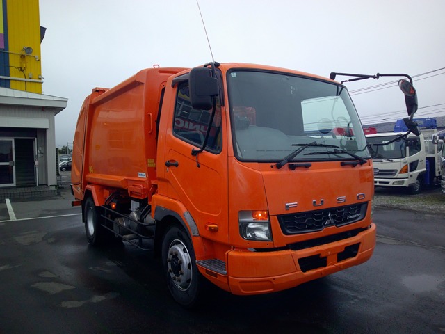 Mitsubishi Fuso Fighter 1