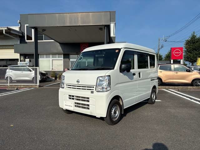 Nissan NV100 Clipper 1