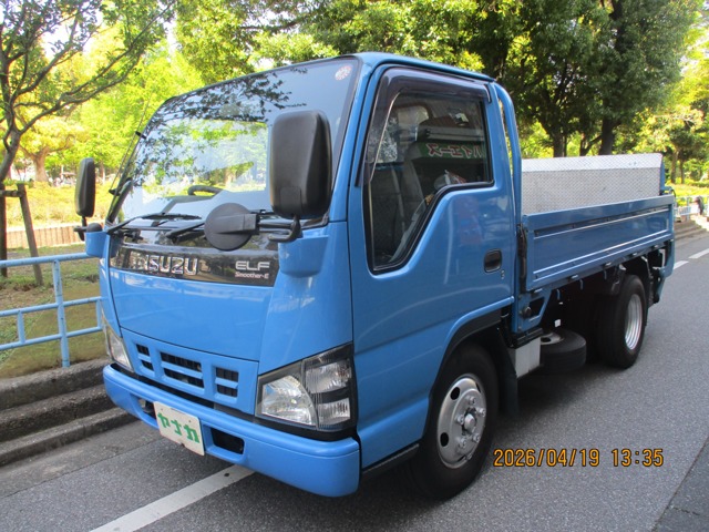 Isuzu Elf 1