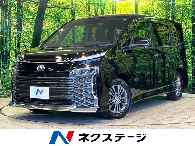 2022 Toyota Voxy