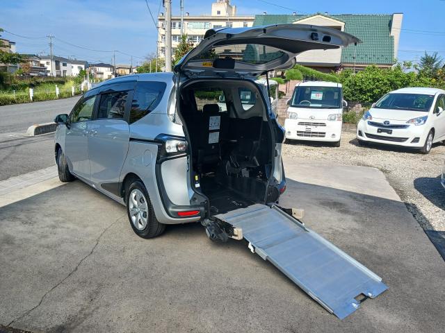 2020 Toyota Sienta