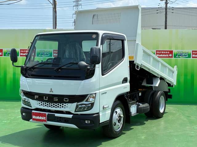 Mitsubishi Fuso Canter 1
