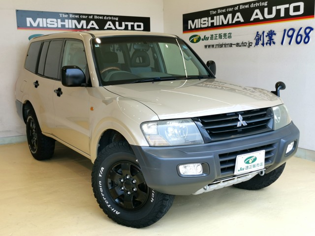 Mitsubishi Pajero 1