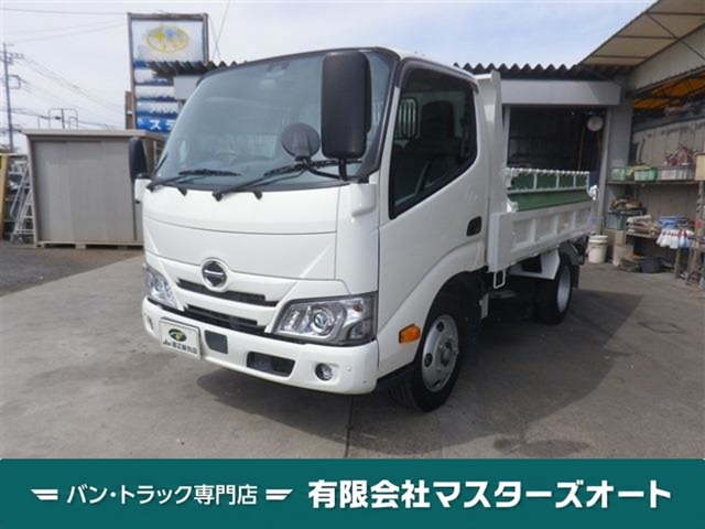 Hino Dutro 1