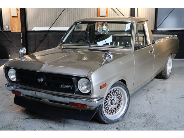Nissan Sunny Truck 1