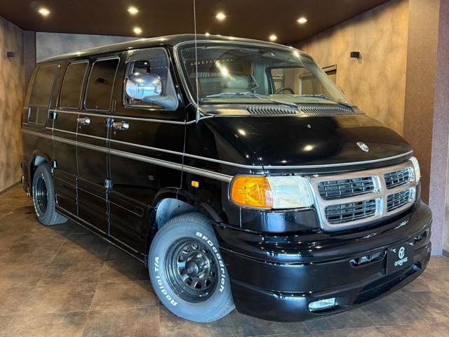 Dodge Ram Van STAR CUSTOM Conversion STAR CUSTOM Conversion Shorty