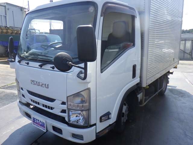 2015 Isuzu Elf