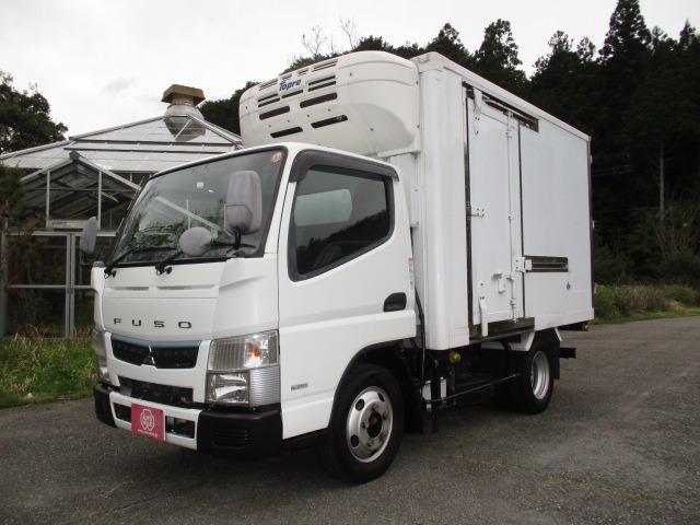 Mitsubishi Fuso Canter 1