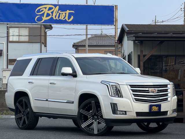 Cadillac エスカレード 1