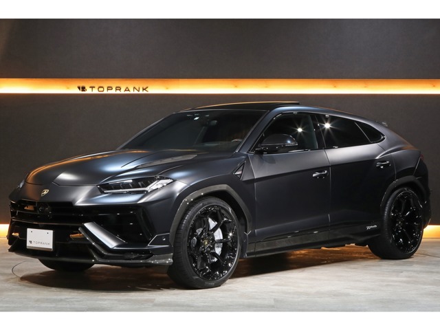 Lamborghini Urus Performante 4WD with optional matte color/Nero Menesis carbon aero Akrapovič muffler panoramic roof optional 23-inch alloy wheels Bang & Olufsen 3D sound ventilation