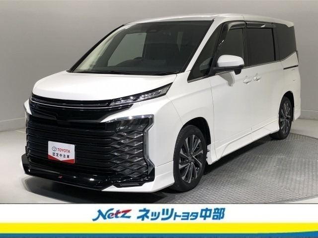 2022 Toyota Voxy
