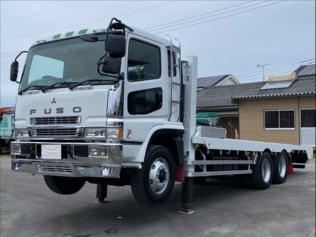 Mitsubishi Fuso Super Great 1