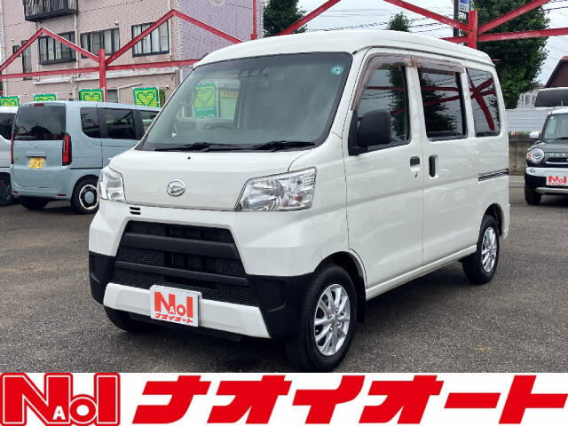 Daihatsu Hijet Cargo 1