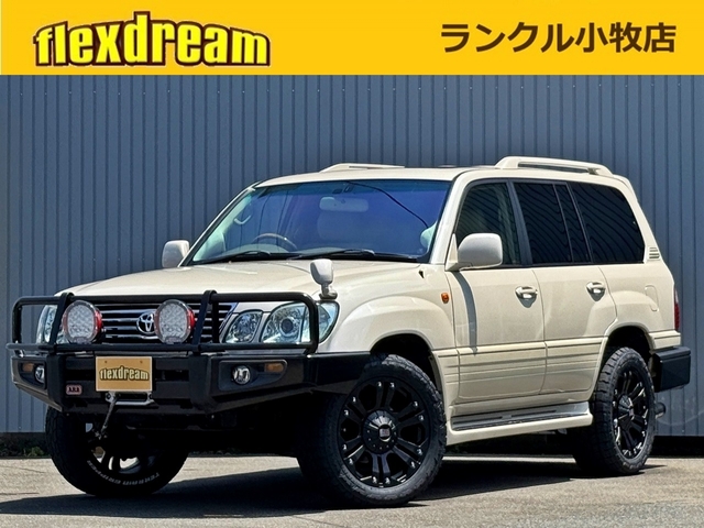 Toyota Land Cruiser Cygnus 1