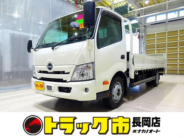 Hino Dutro 1
