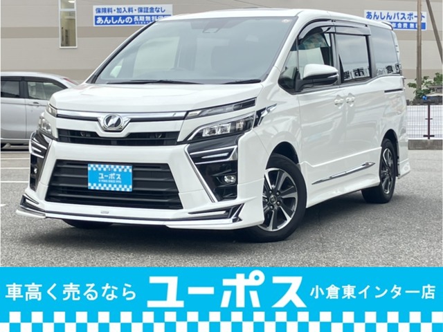 Toyota Voxy 1