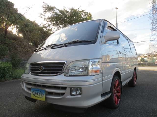 2002 Toyota Hiace